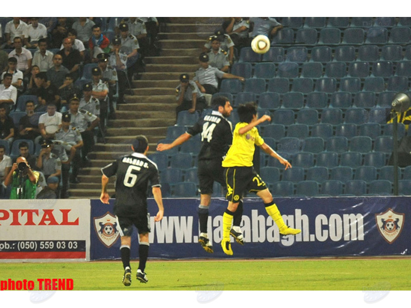 Ответный футбольный матч раунда плей-офф Лиги Европы "Карабах" - "Боруссия" - ФОТОСЕССИЯ