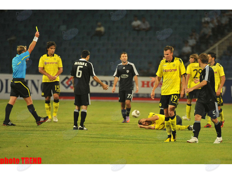 Ответный футбольный матч раунда плей-офф Лиги Европы "Карабах" - "Боруссия" - ФОТОСЕССИЯ