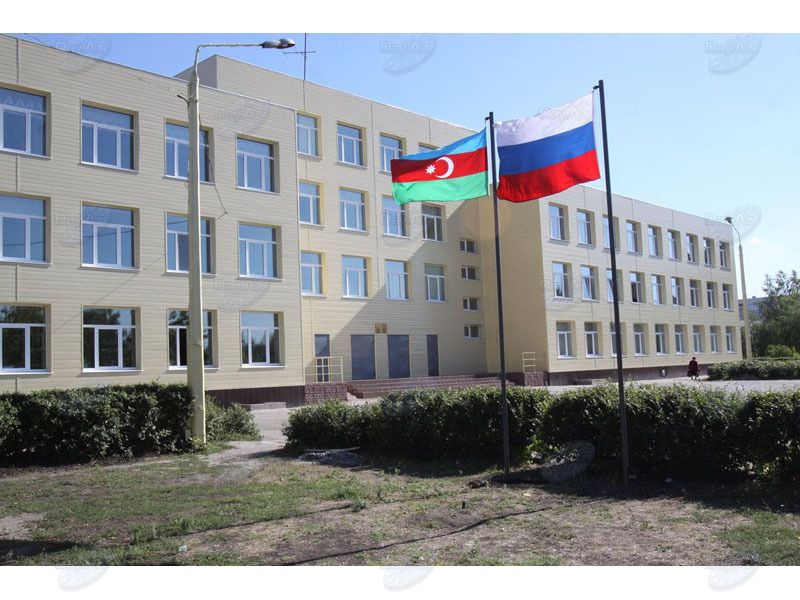 Фонд Гейдара Алиева подарил городу Ульяновску отреставрированную современную школу - ОБНОВЛЕНО - ФОТО