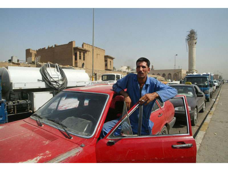 Выхода нет: часы ожидания в крупнейших дорожных пробках в разных уголках земного шара - ФОТОСЕССИЯ