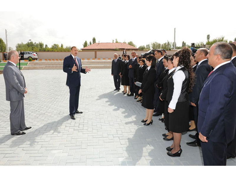 Президент Ильхам Алиев: "Азербайджан сегодня играет важную роль в вопросах энергетической безопасности не только в регионе, но и на континенте" - ОБНОВЛЕНО - ФОТО