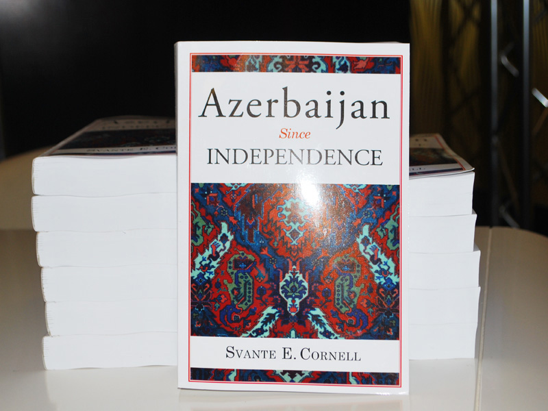 В Азербайджанской дипакадемии состоялась презентация книги "Азербайджан после обретения независимости" - ФОТО
