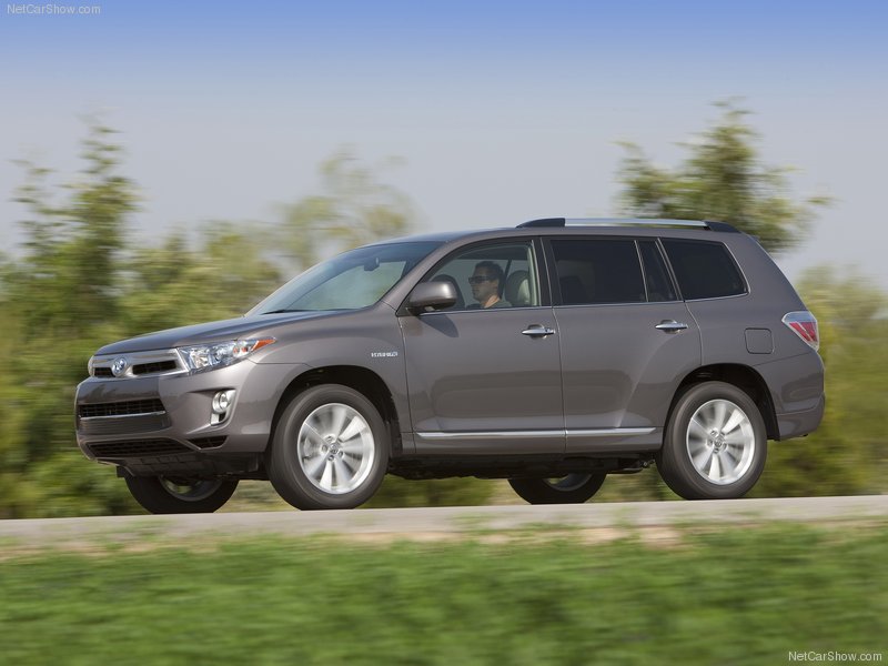 Toyota Highlander Hybrid 2011: сочетание скорости и экономии - ФОТОСЕССИЯ