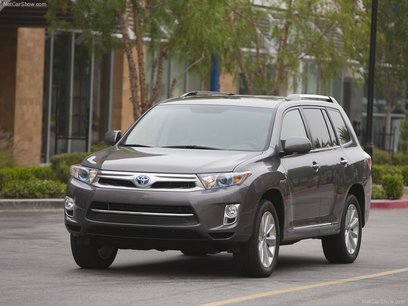 Toyota Highlander Hybrid 2011: сочетание скорости и экономии - ФОТОСЕССИЯ