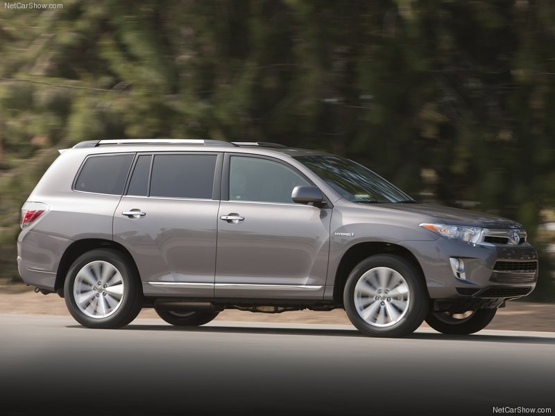 Toyota Highlander Hybrid 2011: сочетание скорости и экономии - ФОТОСЕССИЯ