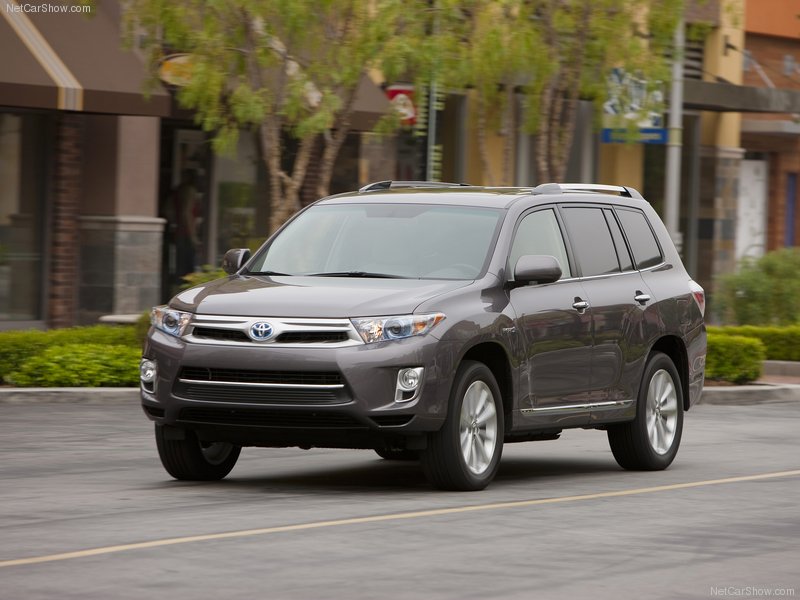 Toyota Highlander Hybrid 2011: сочетание скорости и экономии - ФОТОСЕССИЯ