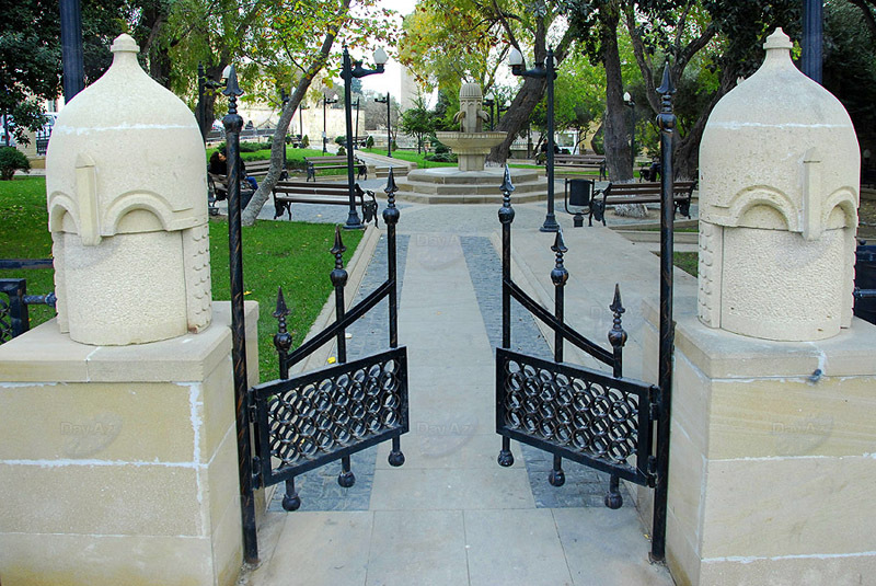 Самые красивые уголки бакинских парков - ФОТОСЕССИЯ