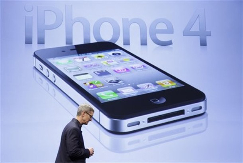 Apple представила новую версию iPhone 4 - ФОТО