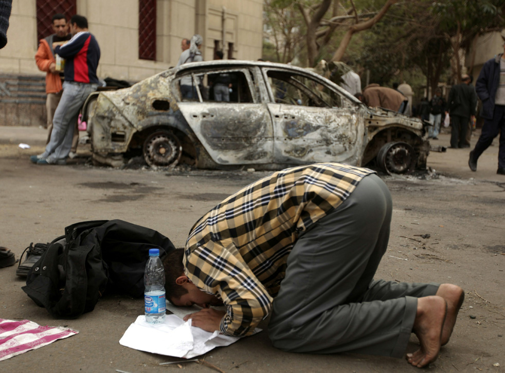Египетские военные начали задерживать манифестантов - ОБНОВЛЕНО - ВИДЕО - ФОТО