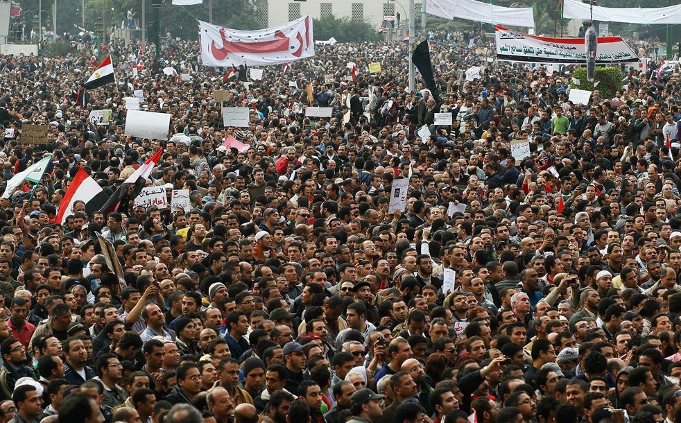 Египетские военные начали задерживать манифестантов - ОБНОВЛЕНО - ВИДЕО - ФОТО
