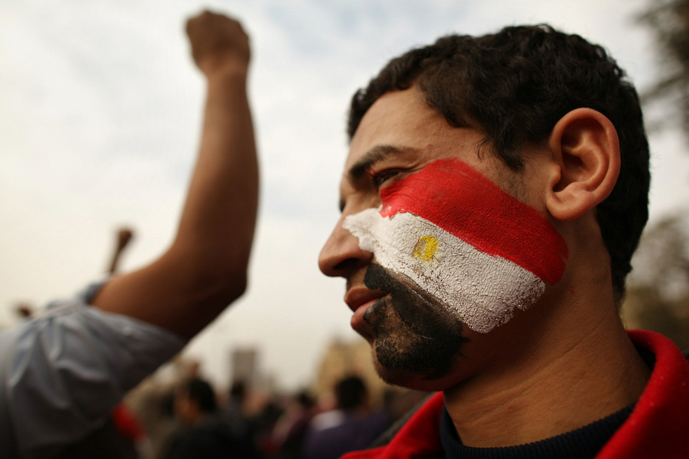 Египетские военные начали задерживать манифестантов - ОБНОВЛЕНО - ВИДЕО - ФОТО