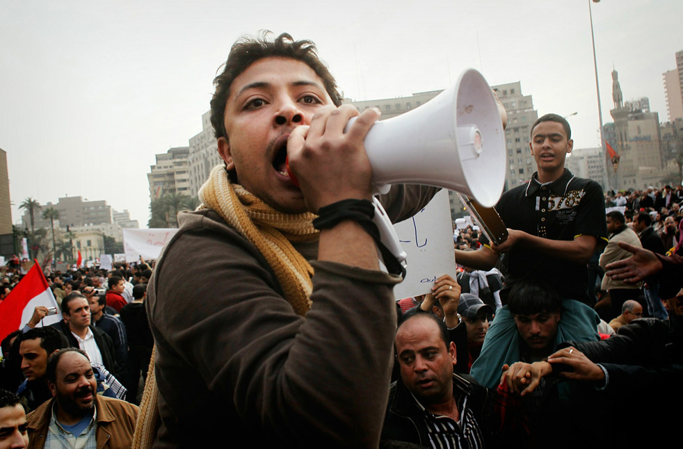Египетские военные начали задерживать манифестантов - ОБНОВЛЕНО - ВИДЕО - ФОТО