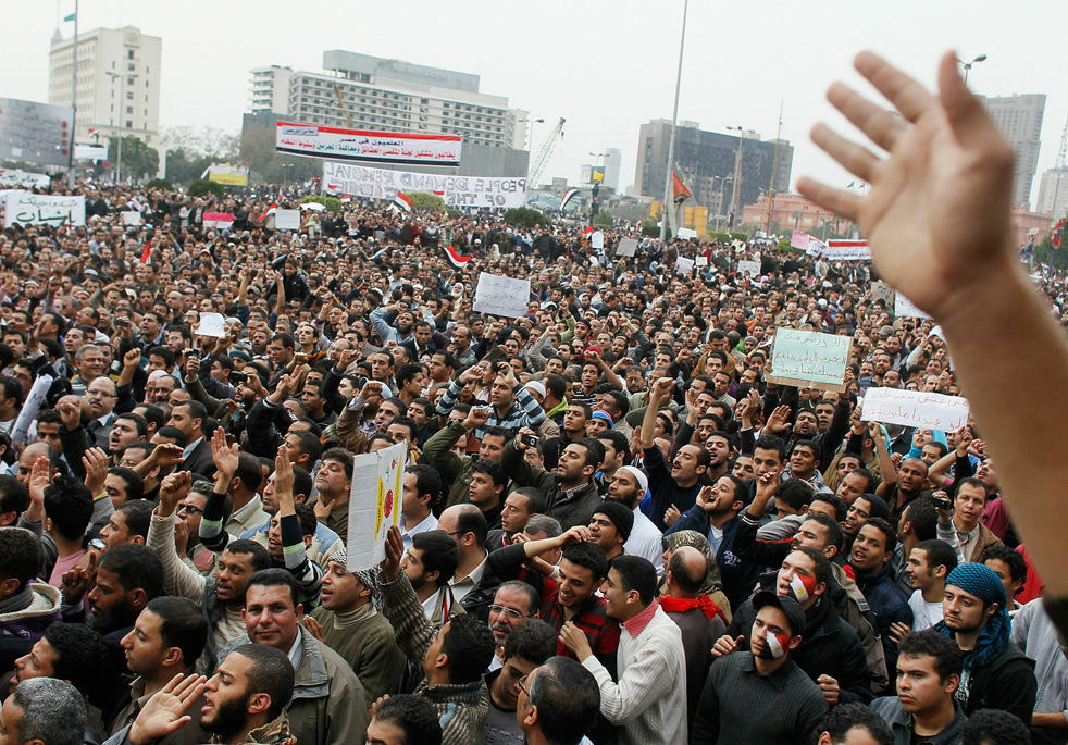 Египетские военные начали задерживать манифестантов - ОБНОВЛЕНО - ВИДЕО - ФОТО