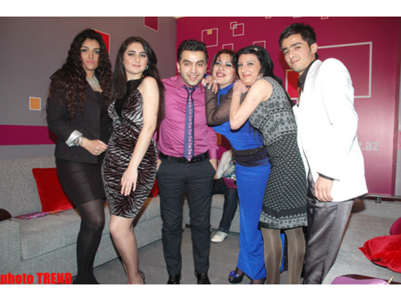 Обнародованы результаты голосования 17 участников конкурса "Азеристар-2011" – ФОТОСЕССИЯ