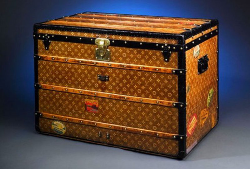Винтажный дорожный сундук от Louis Vuitton продается за 22,5 тысячи долларов - ФОТО