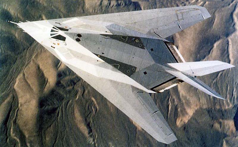 Самолет F-117 Nighthawk: дерзкий вызов аэродинамике - ФОТО