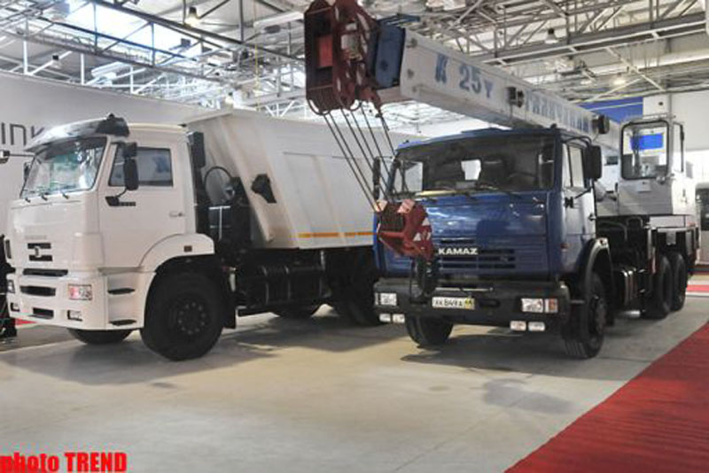 В Баку открылась международная автомобильная выставка AutoShow - ФОТО