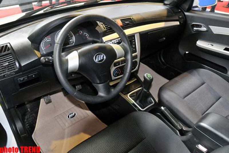 В Баку открылась международная автомобильная выставка AutoShow - ФОТО