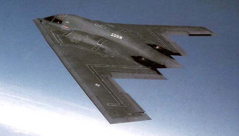 Стратегический бомбардировщик B-2 Spirit - ФОТО