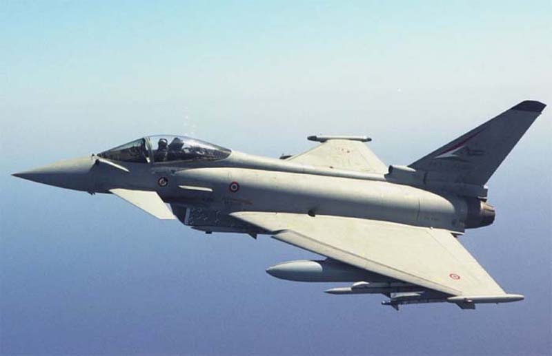 Многоцелевой истребитель EF-2000 Typhoon - ФОТО