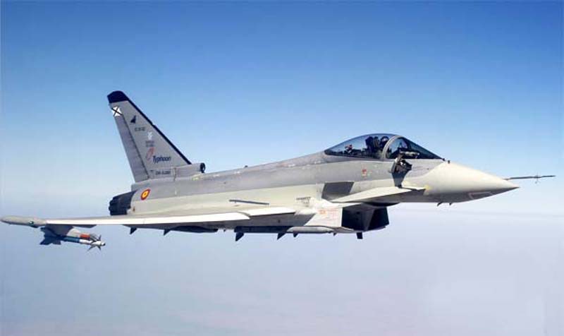 Многоцелевой истребитель EF-2000 Typhoon - ФОТО