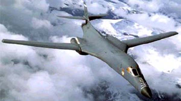 Стратегический бомбардировщик B-1B Lancer - ФОТО