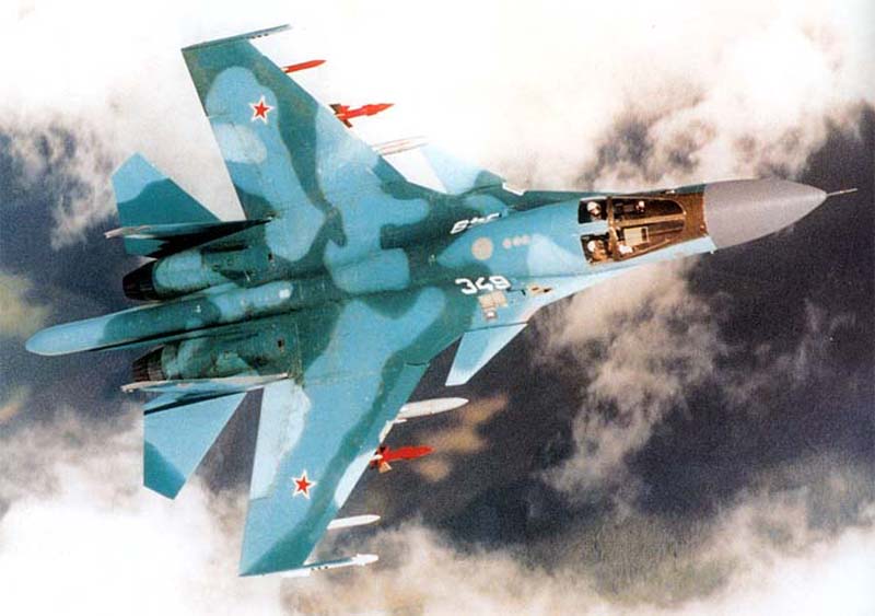 Фронтовой бомбардировщик Су-34 - ФОТО