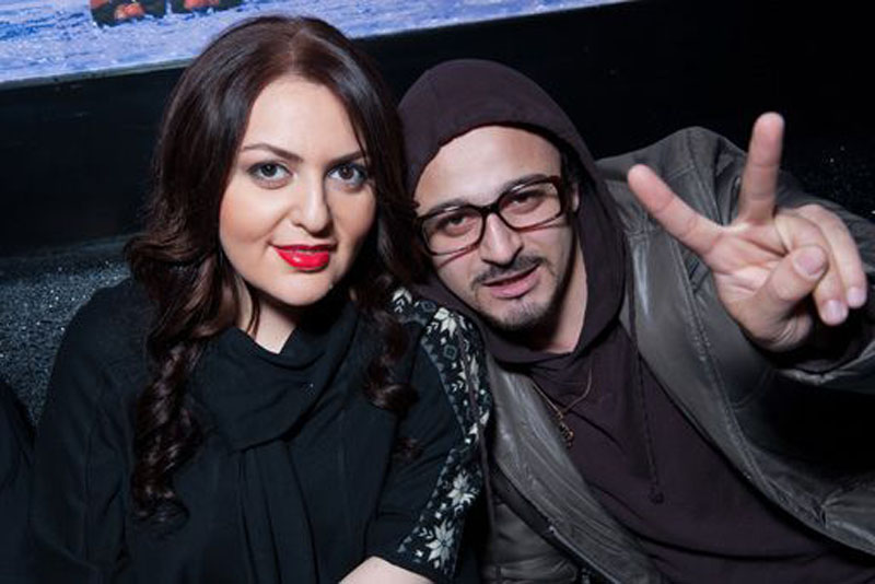 Нура Сури со сладкой грампластинкой - ФОТОСЕССИЯ