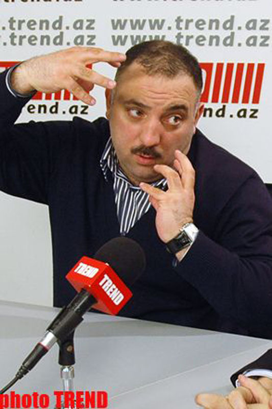 Бахрам Багирзаде о КВНе, планах на будущее и старом телефоне - ФОТО