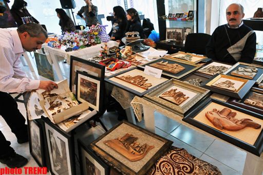 В Баку открылся благотворительный Пасхальный базар - ФОТО