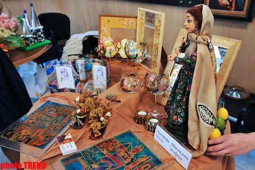 В Баку открылся благотворительный Пасхальный базар - ФОТО