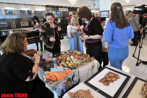 В Баку открылся благотворительный Пасхальный базар - ФОТО