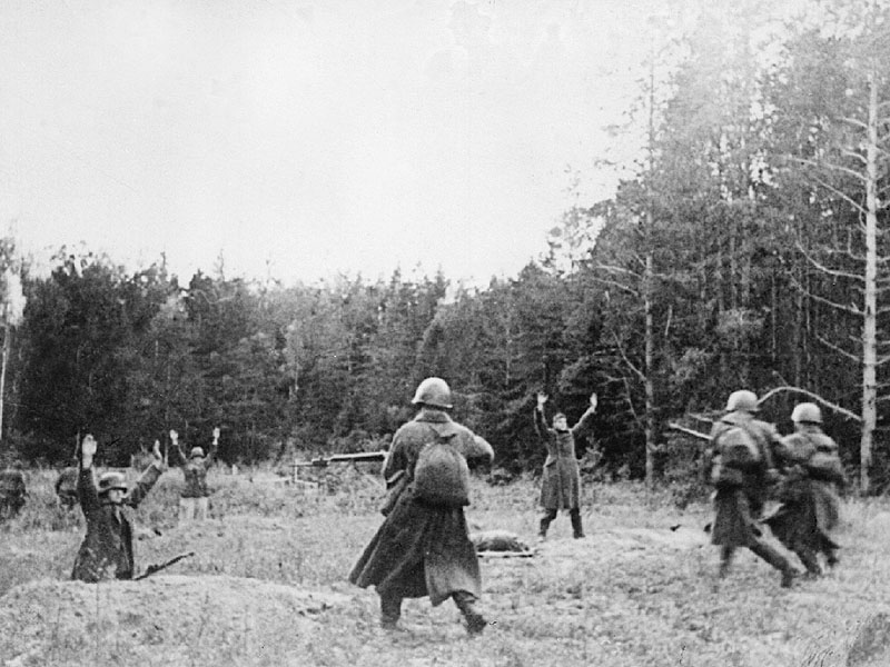Путь от ужаса до победы: черно-белый 1941 год - ФОТОСЕССИЯ