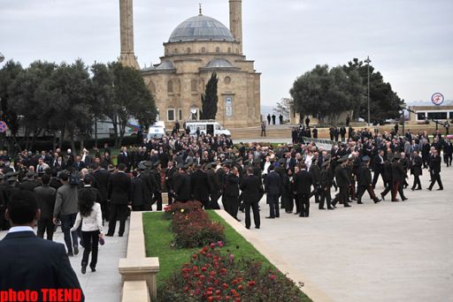 В Азербайджане отмечают День Победы - ФОТО