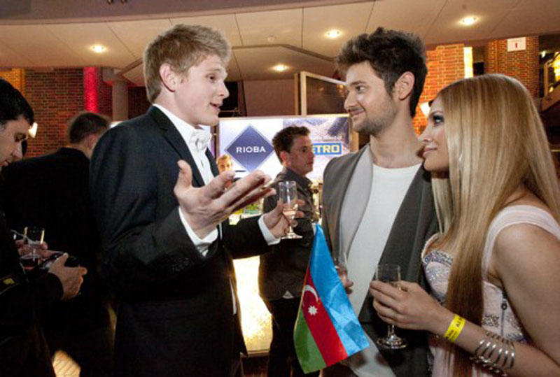 Eldar & Nigar приняли участие в церемонии открытия "Евровидения 2011" - ФОТОСЕССИЯ - ВИДЕО