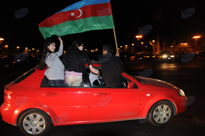 В Азербайджане празднуют победу на "Евровидении" - ОБНОВЛЕНО - ФОТО - ВИДЕО