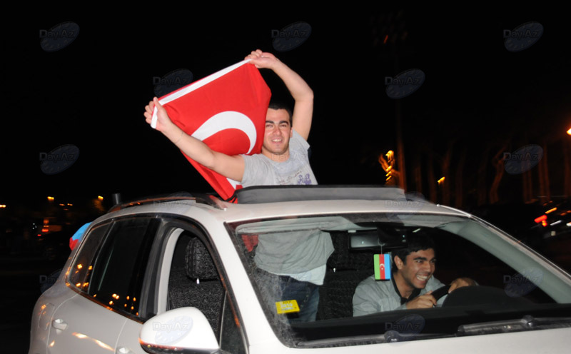 В Азербайджане празднуют победу на "Евровидении" - ОБНОВЛЕНО - ФОТО - ВИДЕО