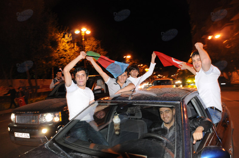 В Азербайджане празднуют победу на "Евровидении" - ОБНОВЛЕНО - ФОТО - ВИДЕО