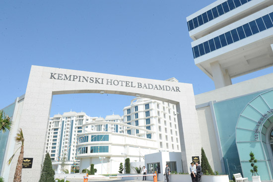 Президент Азербайджана принял участие в открытии комплекса Kempinski Hotel-Badamdar в Баку - ОБНОВЛЕНО - ФОТО