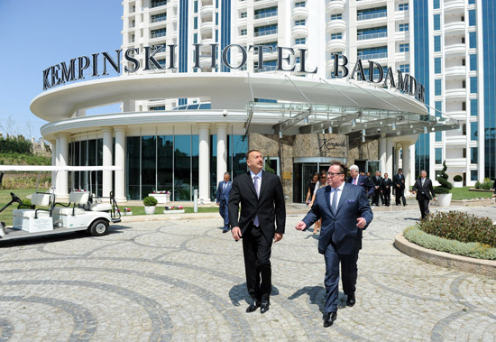 Президент Азербайджана принял участие в открытии комплекса Kempinski Hotel-Badamdar в Баку - ОБНОВЛЕНО - ФОТО