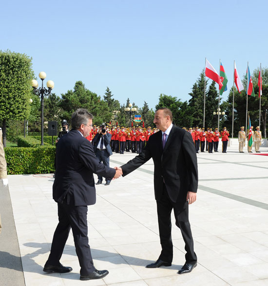 Президент Ильхам Алиев: "Азербайджан готов играть свою роль в обеспечении энергетической безопасности Европейского континента" – ОБНОВЛЕНО – ФОТО