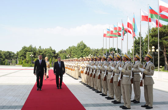 Президент Ильхам Алиев: "Азербайджан готов играть свою роль в обеспечении энергетической безопасности Европейского континента" – ОБНОВЛЕНО – ФОТО