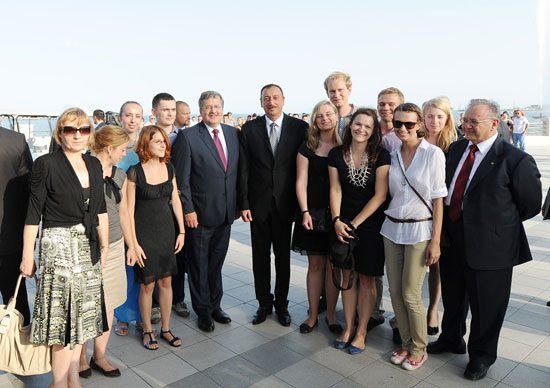 Президент Ильхам Алиев: "Азербайджан готов играть свою роль в обеспечении энергетической безопасности Европейского континента" – ОБНОВЛЕНО – ФОТО