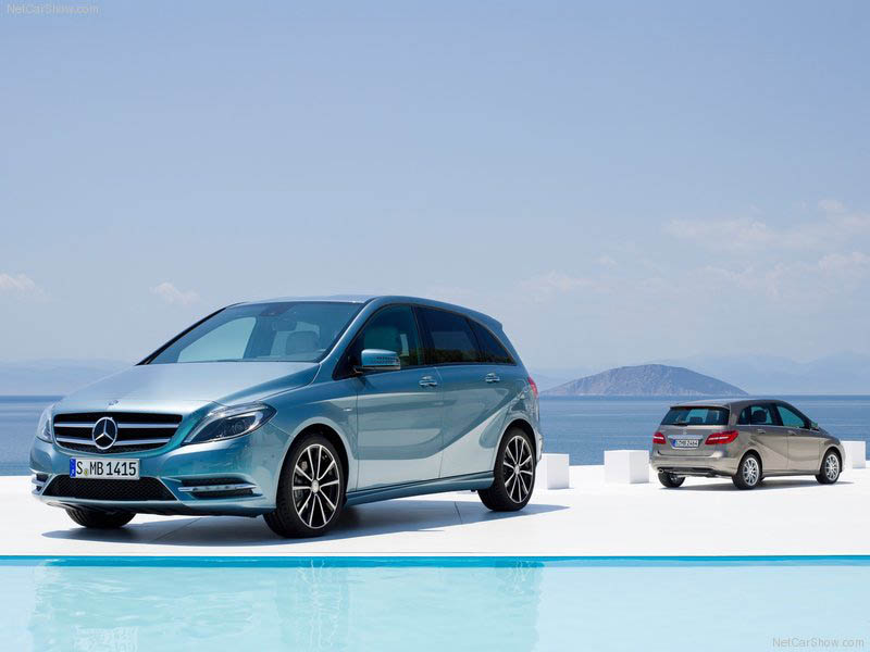 Mercedes-Benz B-Class 2012 – обновление компактного класса "B" от Мерседес - ФОТОСЕССИЯ