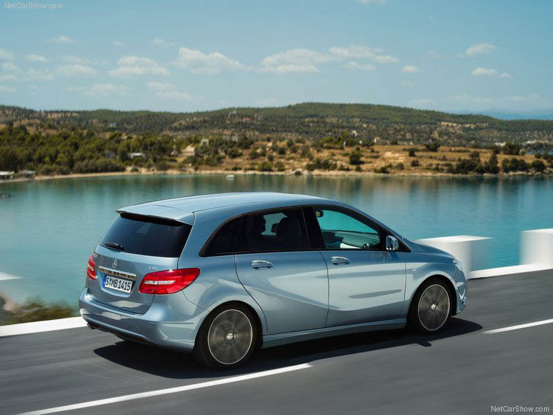 Mercedes-Benz B-Class 2012 – обновление компактного класса "B" от Мерседес - ФОТОСЕССИЯ