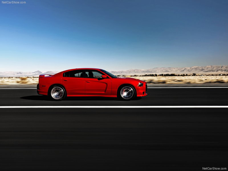 Мощный монстр с агрессивной внешностью – новый Dodge Charger - ФОТОСЕССИЯ - ОПРОС