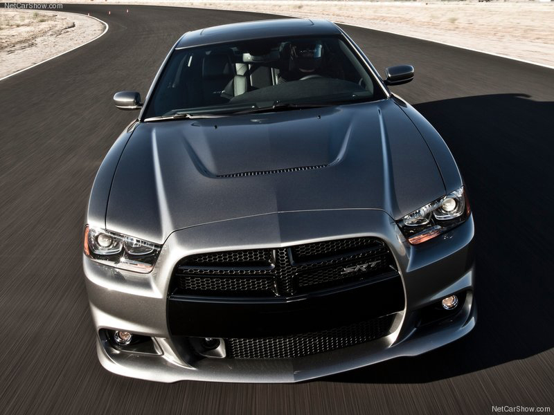 Мощный монстр с агрессивной внешностью – новый Dodge Charger - ФОТОСЕССИЯ - ОПРОС