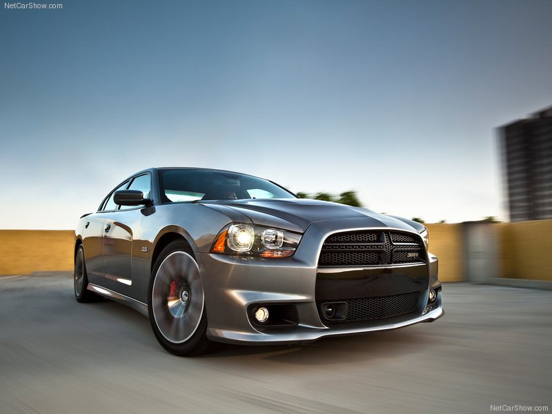 Мощный монстр с агрессивной внешностью – новый Dodge Charger - ФОТОСЕССИЯ - ОПРОС