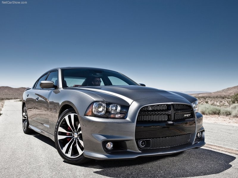 Мощный монстр с агрессивной внешностью – новый Dodge Charger - ФОТОСЕССИЯ - ОПРОС