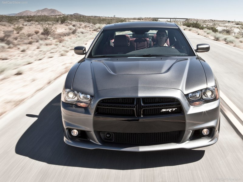 Мощный монстр с агрессивной внешностью – новый Dodge Charger - ФОТОСЕССИЯ - ОПРОС
